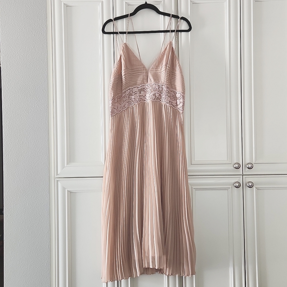 NWT REISS | $495 Emma Pleated Midi Dress - Picture 6 of 7